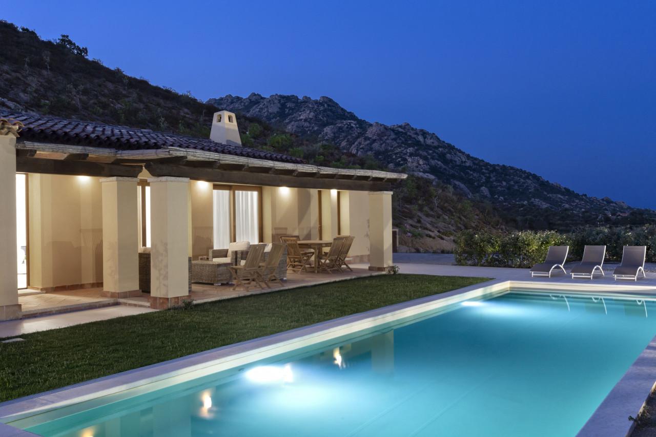 5 rooms Villa in Olbia, Italy No. 224545