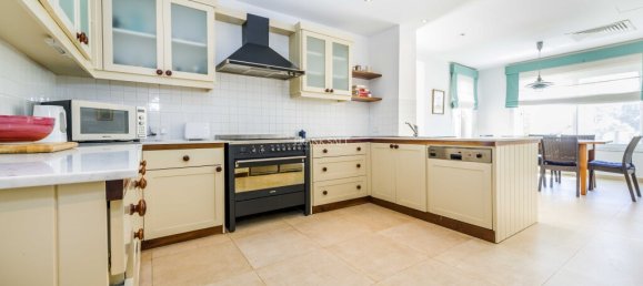 4 bedrooms Farm in Rabat, Malta No. 8826 5