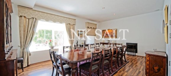 4 bedrooms Farm in Rabat, Malta No. 8826 13