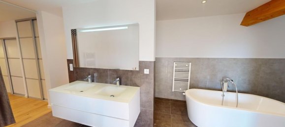 Duplex T4 em L'Ile-Rousse, France N.º 161141 16