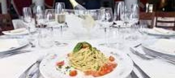 31 bedroom Hotel in Venice, Italy No. 61567 2