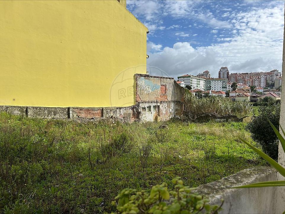 447m² Land in Sintra, Portugal No. 63647