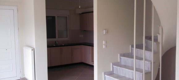 Недвижимость с 4 спальнями в Луца, Греция № 5039 10