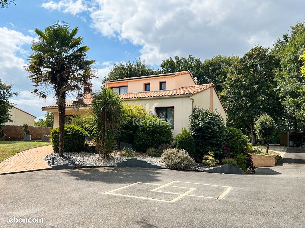 4 Schlafzimmer Haus in Vendee, France, Nr. 288022