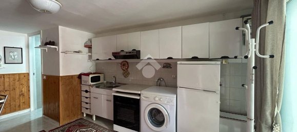 2 rooms Apartment in Potenza, Italy No. 233875 9