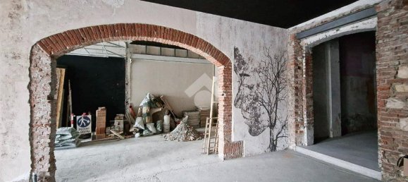 2 rooms Commercial property in Verona, Italy No. 293774 9