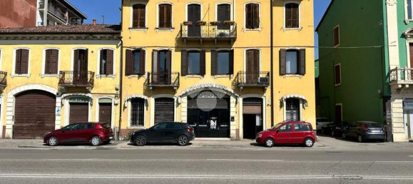 2 rooms Commercial property in Verona, Italy No. 293774 10