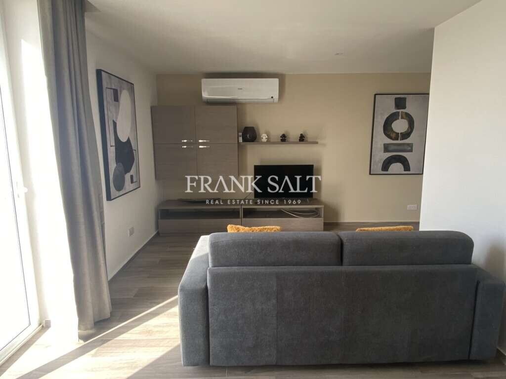 2 bedrooms Penthouse in Kappara, Malta No. 10087