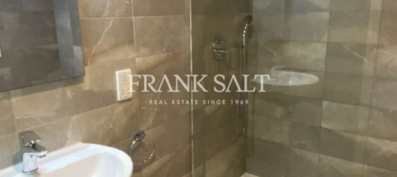 2 bedrooms Penthouse in Kappara, Malta No. 10087 6