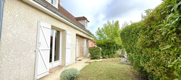 4 bedrooms Villa in Coubron, France No. 321751 2