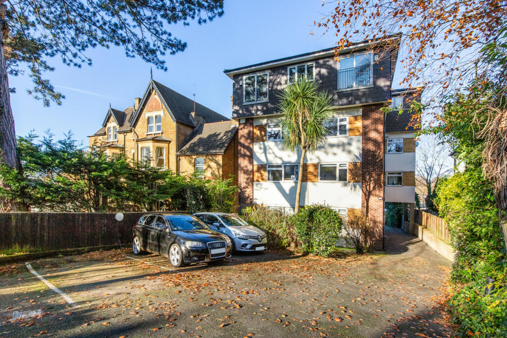 1 bedroom Apartment in Beckenham, United Kingdom No. 913