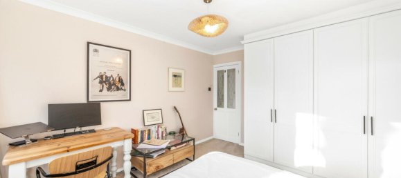 1 bedroom Apartment in Beckenham, United Kingdom No. 913 2