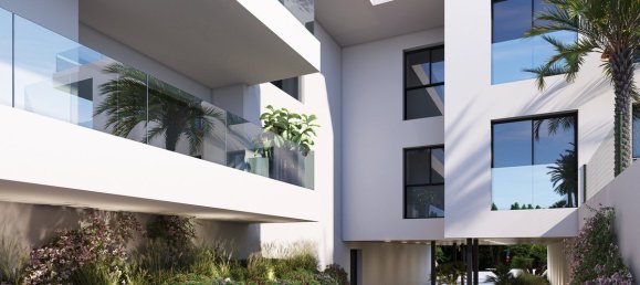 Apartamento de 3 dormitorios en Alicante, Spain No. 10495 2