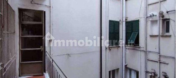 Квартира с 5 комнатами в Генуя, Италия № 288870 16