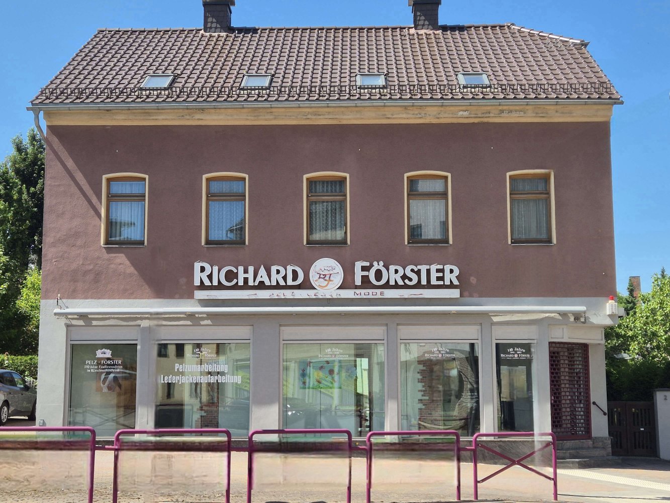 Здание с 1 спальней в Цвиккау, Германия № 244387