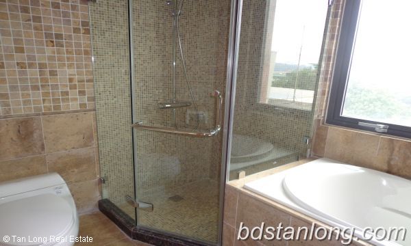 2 Schlafzimmer Wohnung in Hoan Kiem, Vietnam, Nr. 6825