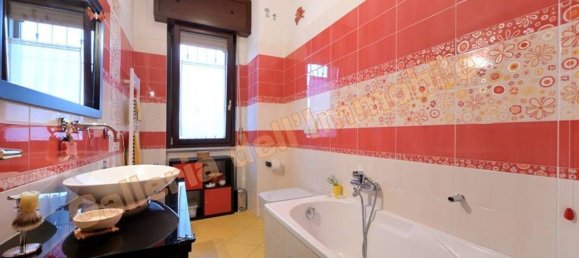 7-salle Villa à Ozzero, Italy No. 164015 22