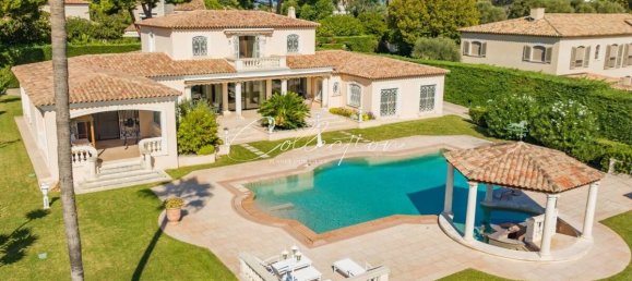 Villa de 4 dormitorios en Antibes, France No. 191976 4