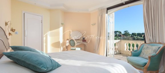 Villa de 4 dormitorios en Antibes, France No. 191976 7