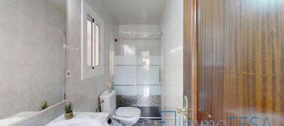 4 bedrooms Apartment in Barcelona, Spain No. 170922 46