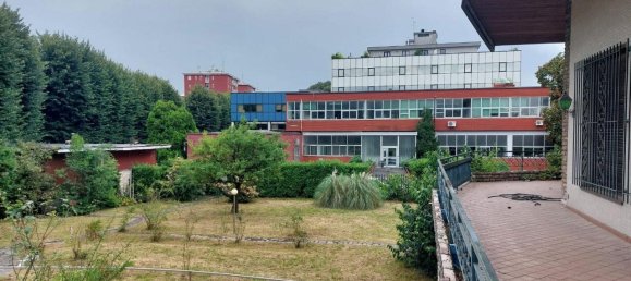 Villa T3 em Cologno Monzese, Italy N.º 371592 13