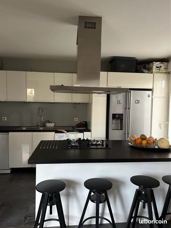 Apartamento de 2 dormitorios en Limoges, France No. 319815