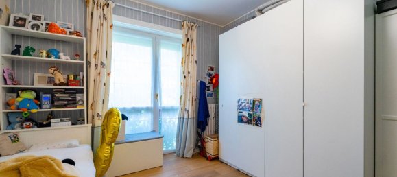 5 rooms Apartment in Milan, Italy No. 305511 4