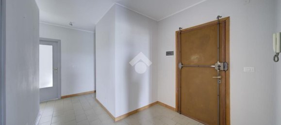 4 chambres Appartement à Turin, Italy No. 348663 8