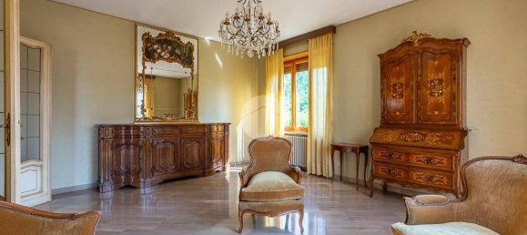3 bedrooms Villa in Fiano, Italy No. 49754 9