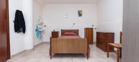 Дом с 5 комнатами в Карточето, Италия № 289766 7