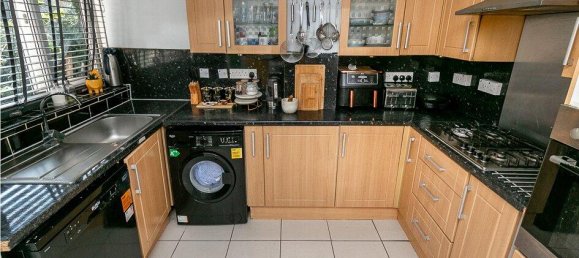 4 Schlafzimmer Haus in Redhill, United Kingdom, Nr. 12306 22