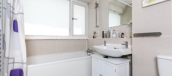 4 Schlafzimmer Haus in Redhill, United Kingdom, Nr. 12306 31