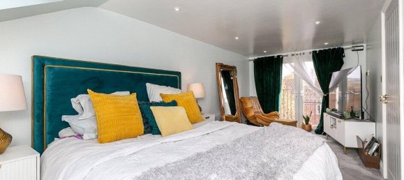 4 Schlafzimmer Haus in Redhill, United Kingdom, Nr. 12306 27