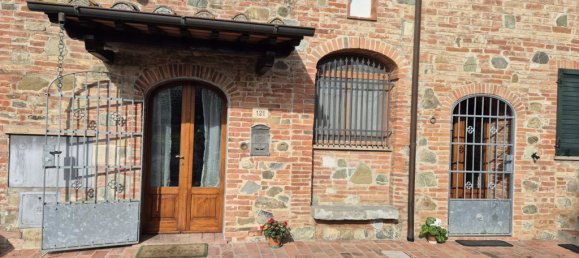 4 bedrooms Apartment in Sinalunga, Italy No. 225359 13