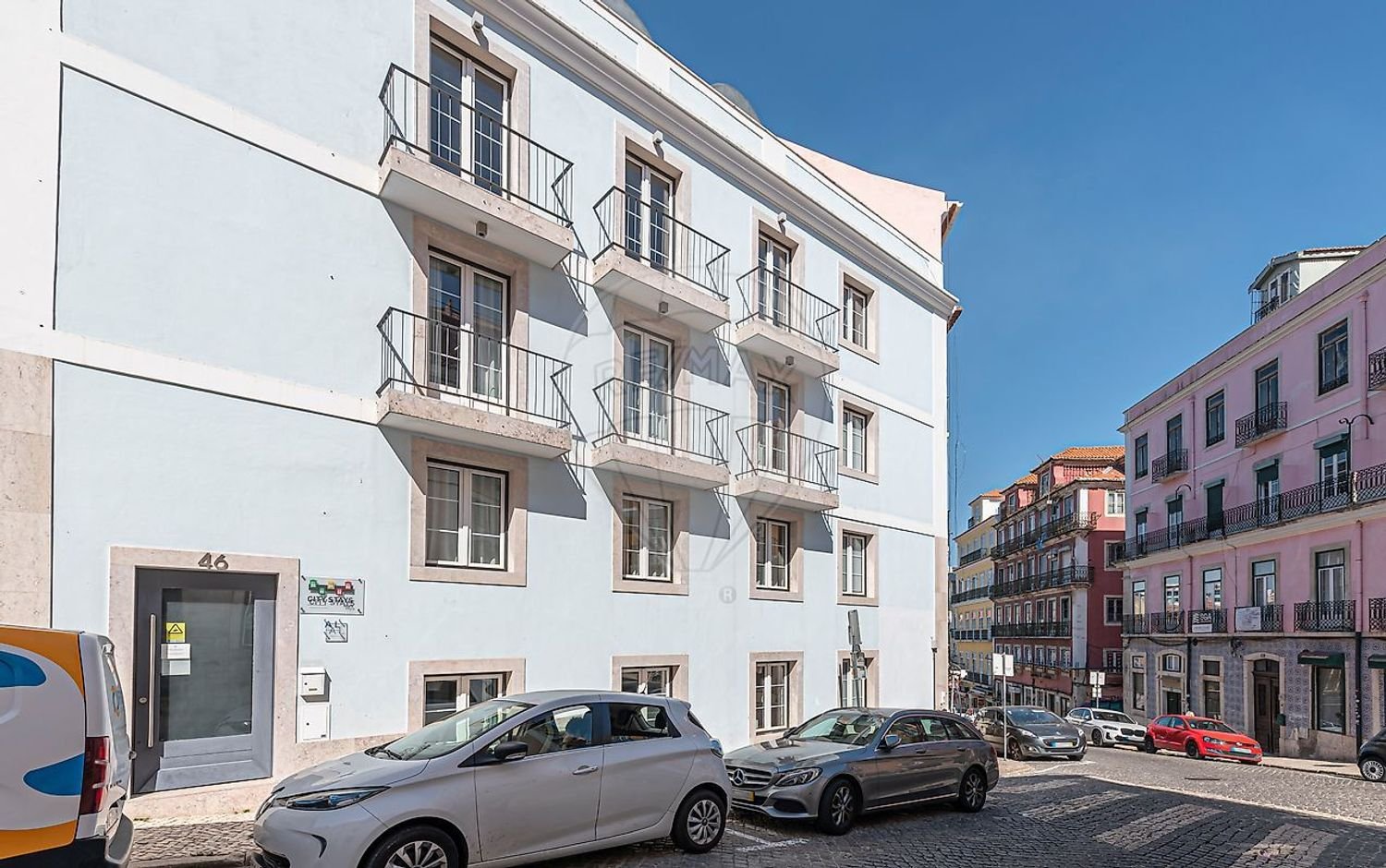 2 bedrooms Apartment in Lisbon, Portugal No. 332043