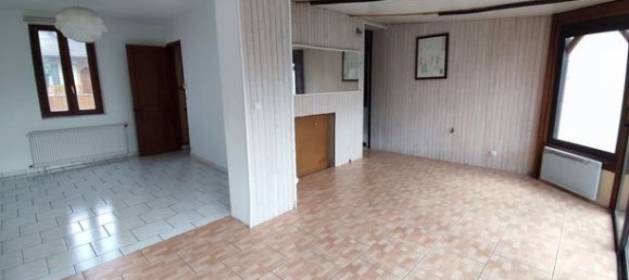 4 bedrooms House in Sotteville-les-Rouen, France No. 309207 6