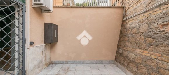 Studio in Rome, Italy No. 46729 9