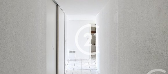 Квартира с 2 спальнями в Коньяк, Франция № 342722 2