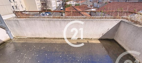 Квартира с 2 спальнями в Коньяк, Франция № 342722 7