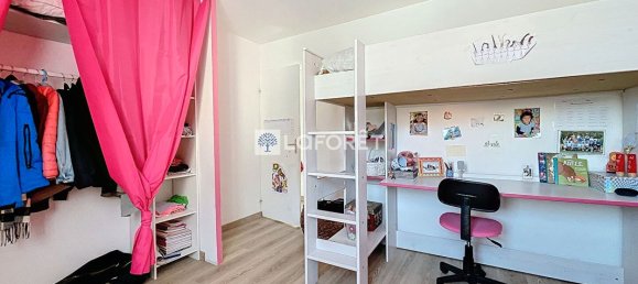 3 bedrooms House in Saint-Cyr-l'Ecole, France No. 181583 10