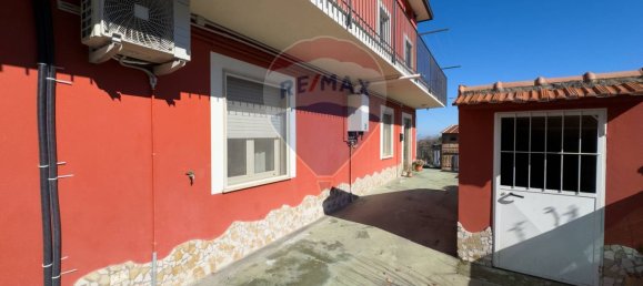 Villa de 6 dormitorios en Guardiagrele, Italy No. 269203 4