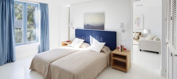 5 bedrooms Villa in Marbella, Spain No. 117231 12