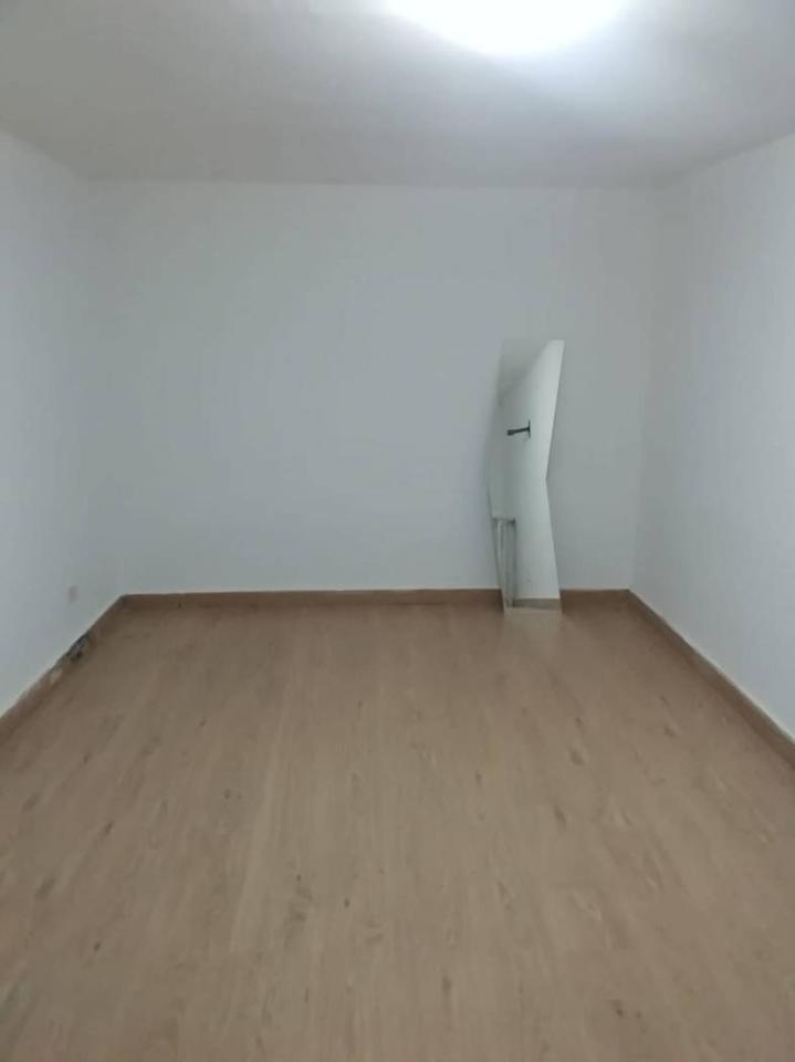 Studio in Naples, Italy No. 35383