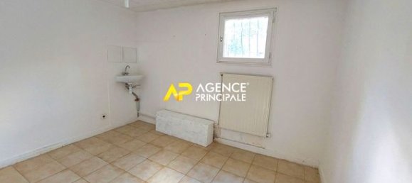 4 bedrooms House in Bezons, France No. 360332 10