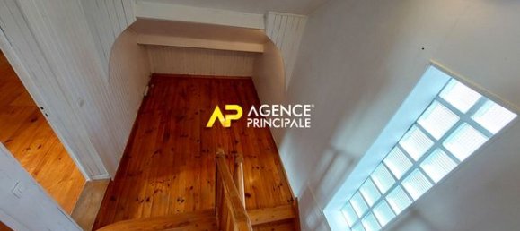 4 bedrooms House in Bezons, France No. 360332 11