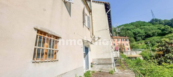 3 bedrooms House in Genoa, Italy No. 308926 2