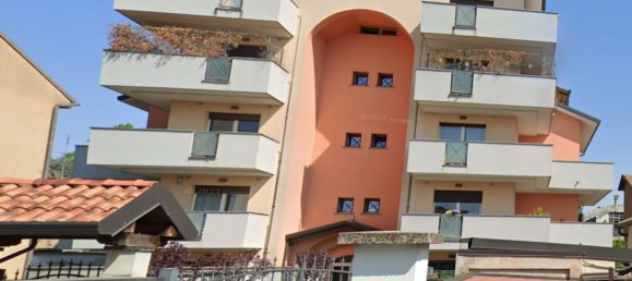 Apartamento de 4 divisões em Abbiategrasso, Italy N.º 2528 14