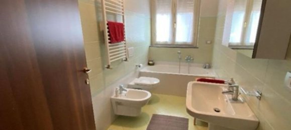 Apartamento de 4 divisões em Abbiategrasso, Italy N.º 2528 23
