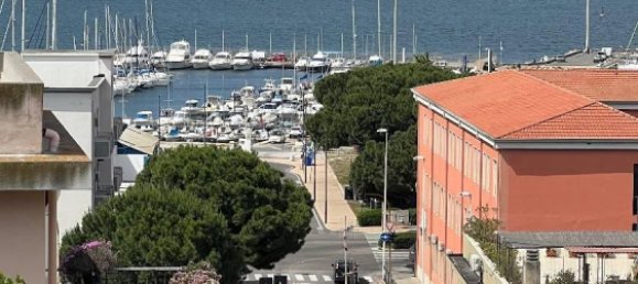 Apartamento de 6 dormitorios en Cagliari, Italy No. 378306 8