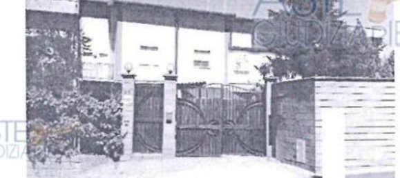 5-salle Appartement à Caltanissetta, Italy No. 52177 8